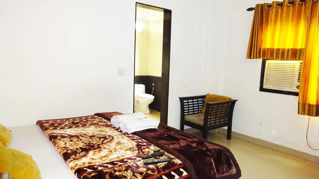 Hotel Durga International Új-Delhi Kültér fotó