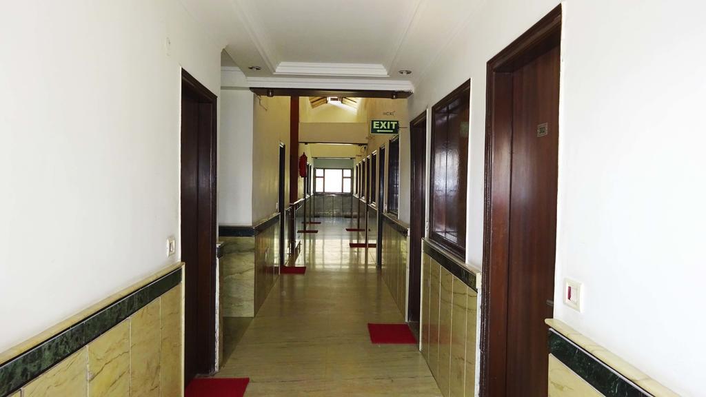 Hotel Durga International Új-Delhi Kültér fotó