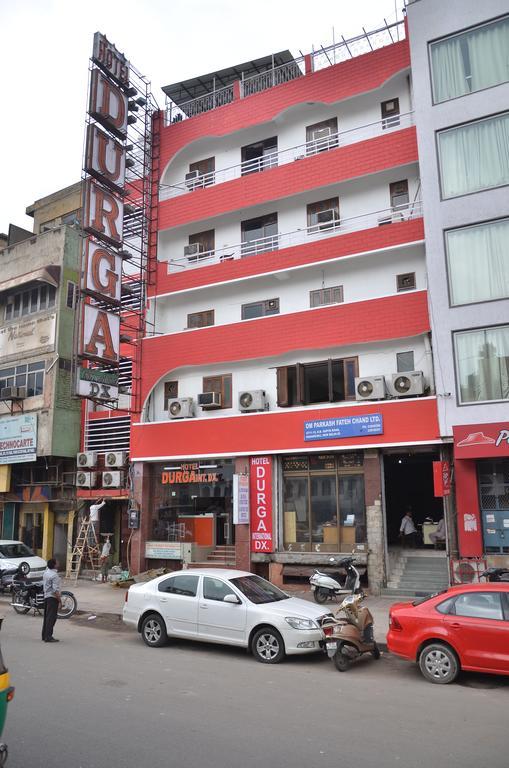 Hotel Durga International Új-Delhi Kültér fotó