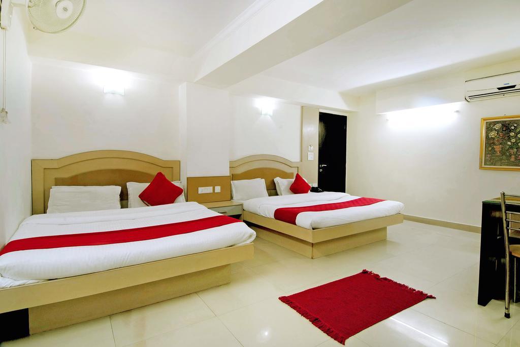 Hotel Durga International Új-Delhi Szoba fotó